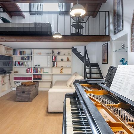 Musician Apartment Colosseo With Piano Rome Buitenkant foto