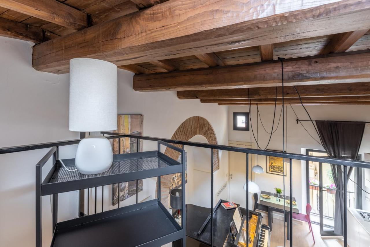 Musician Apartment Colosseo With Piano Rome Buitenkant foto